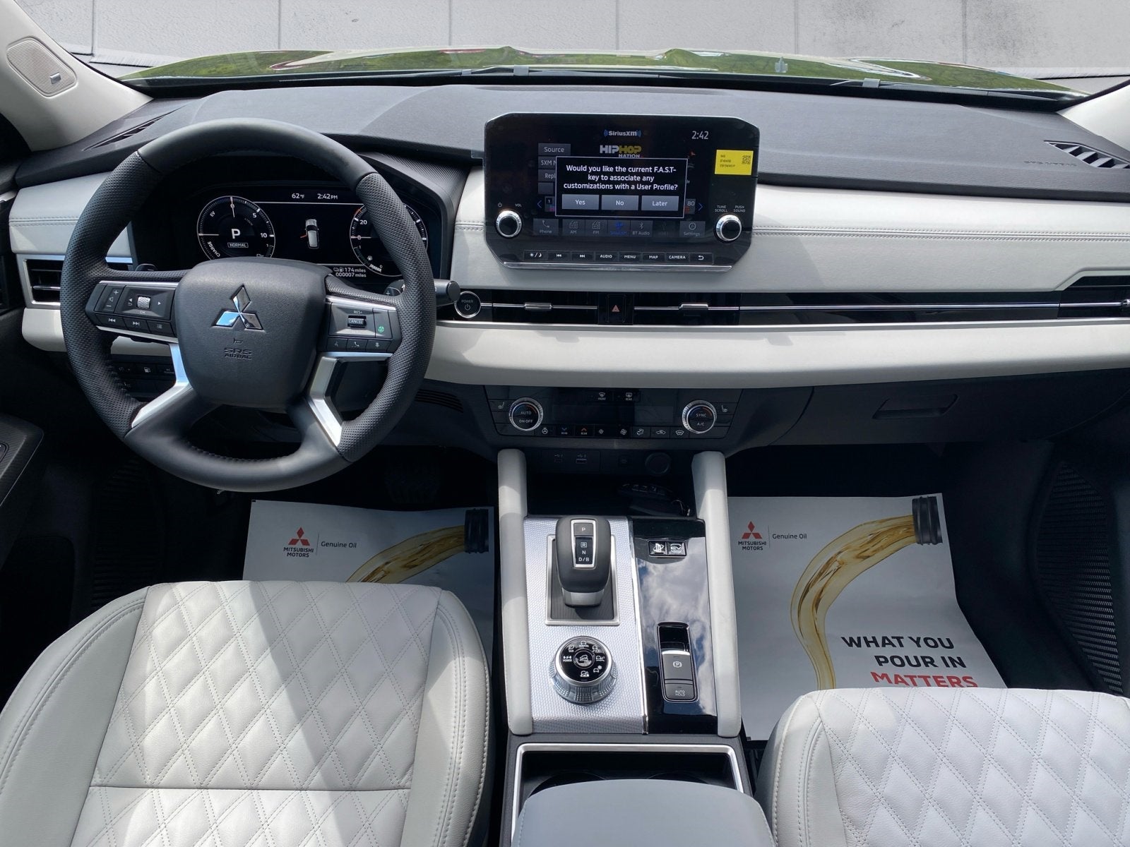 2025 Mitsubishi Outlander Plug-In Hybrid SEL Platinum Edition