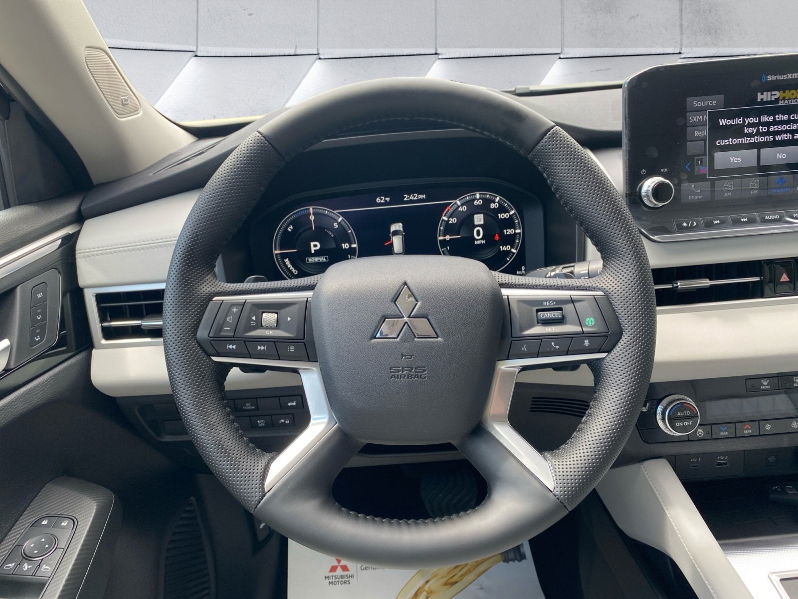 2025 Mitsubishi Outlander Plug-In Hybrid SEL Platinum Edition