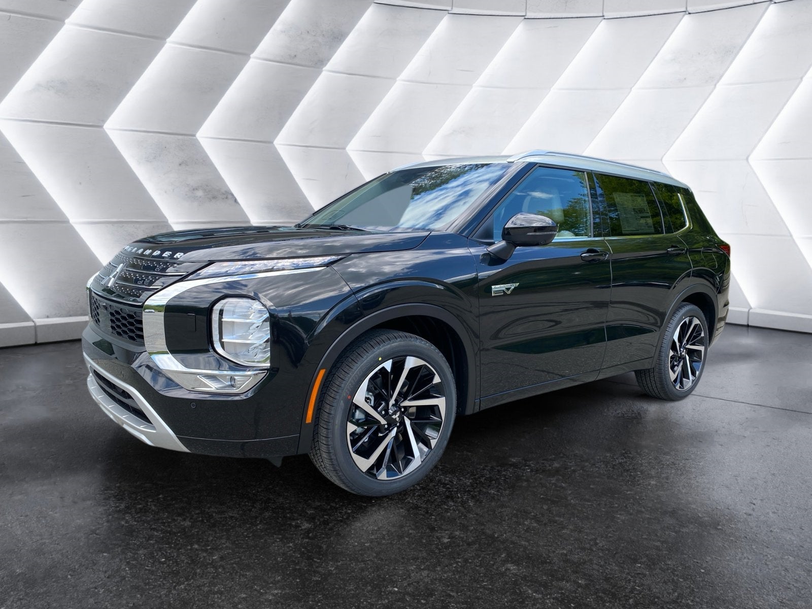 2025 Mitsubishi Outlander Plug-In Hybrid SEL Platinum Edition