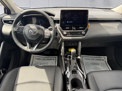 2025 Toyota Corolla Cross XLE