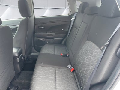 2025 Mitsubishi Outlander Sport ES