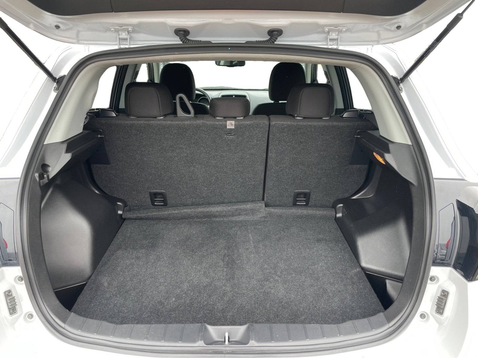 2025 Mitsubishi Outlander Sport ES