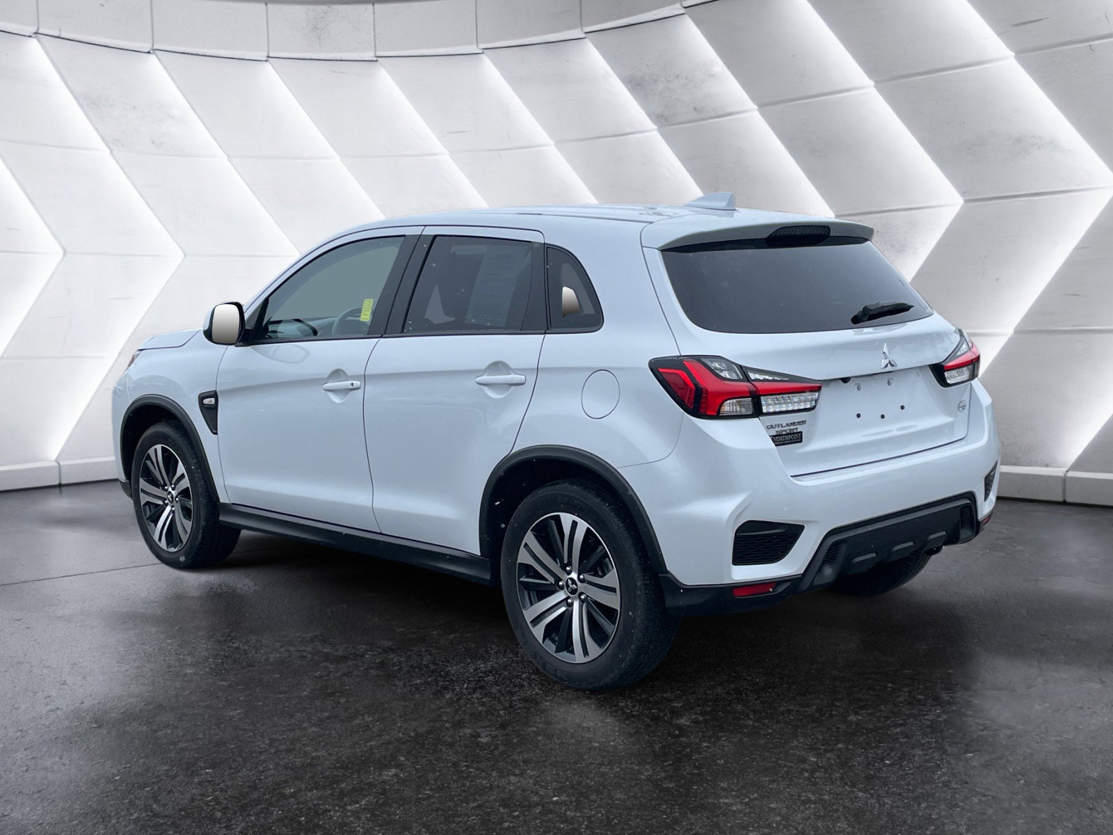 2025 Mitsubishi Outlander Sport ES
