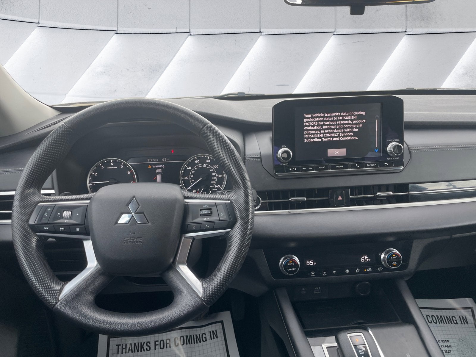 2022 Mitsubishi Outlander ES